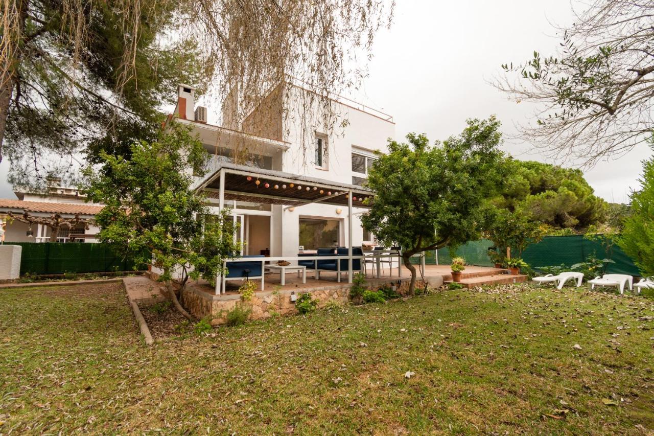 Casa Con Gran Jardin Cerca De La Playa - Baix Villa Tarragona Bagian luar foto